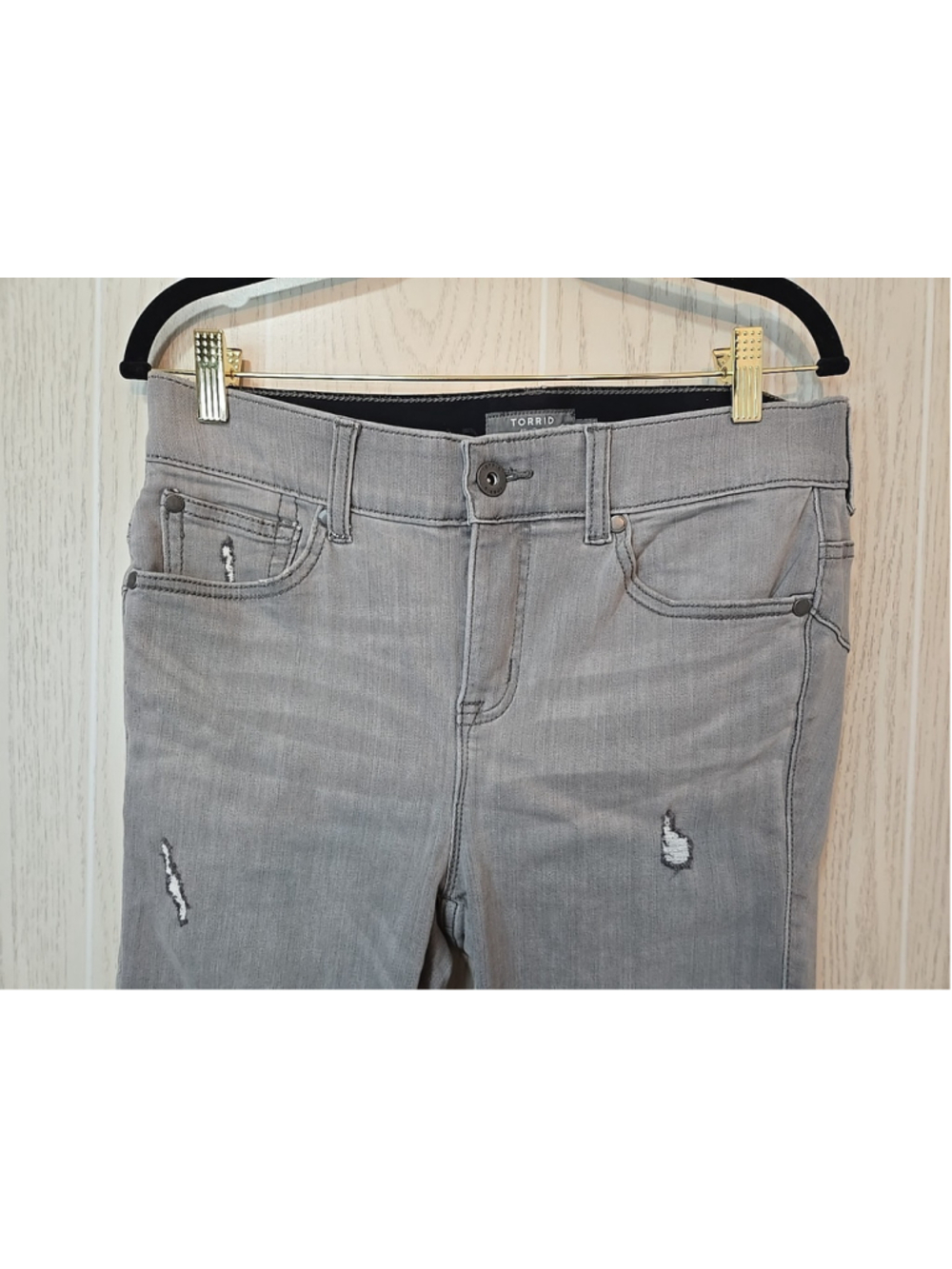 Torrid Bombshell Skinny Jeans Size 10 Short Gray Distressed Raw Hem Stretch - Picture 5 of 8
